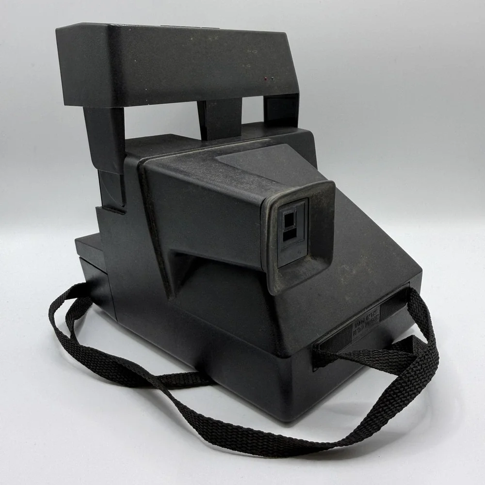 Vintage Polaroid One Step Flash 600 Instant Film Camera Black Auto‎ Flash Strap